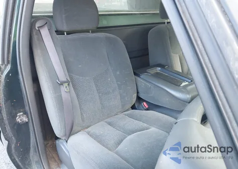 2004 Chevrolet Silverado 1500 z USA, uszkodzony, nr VIN 1GCEK14V84E154086